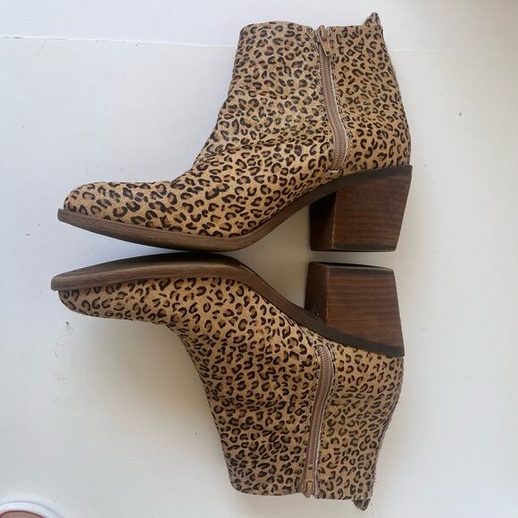 LUCKY BRAND Natania Womens Boots Sz 9M Tan Leopard Safari Chic Tan Chunky Heel - Picture 5 of 13